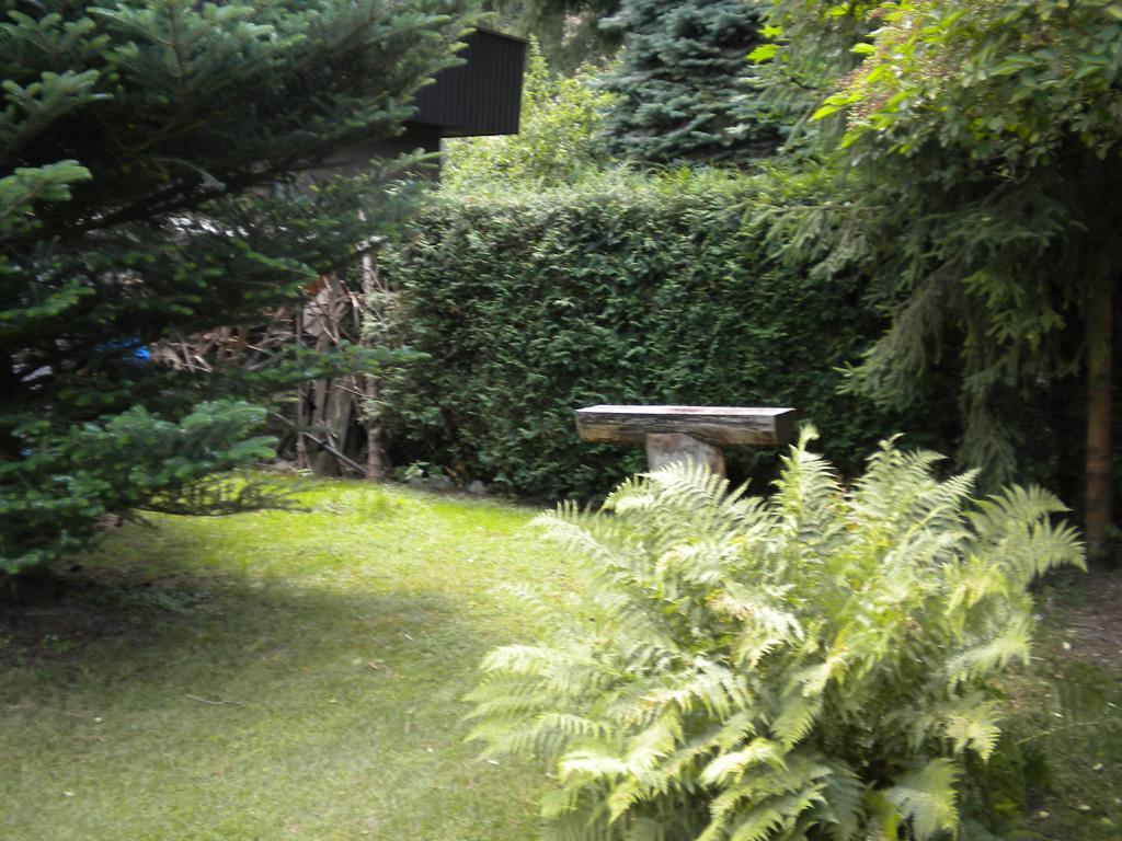 Uroczy Domek Z Ogrodem I Tarasem Myślenice Exterior foto